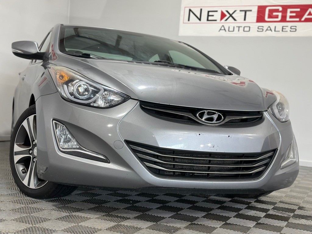 2015 Hyundai Elantra Image 4