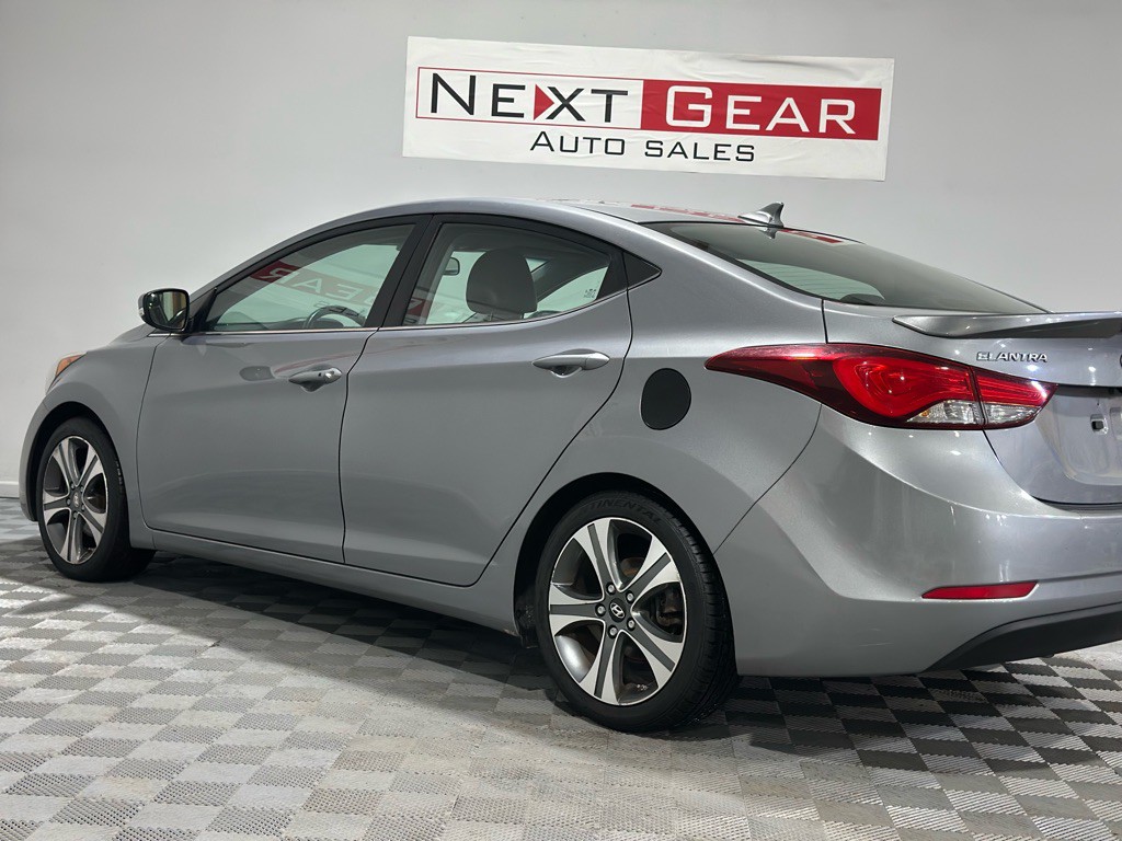 2015 Hyundai Elantra Image 7