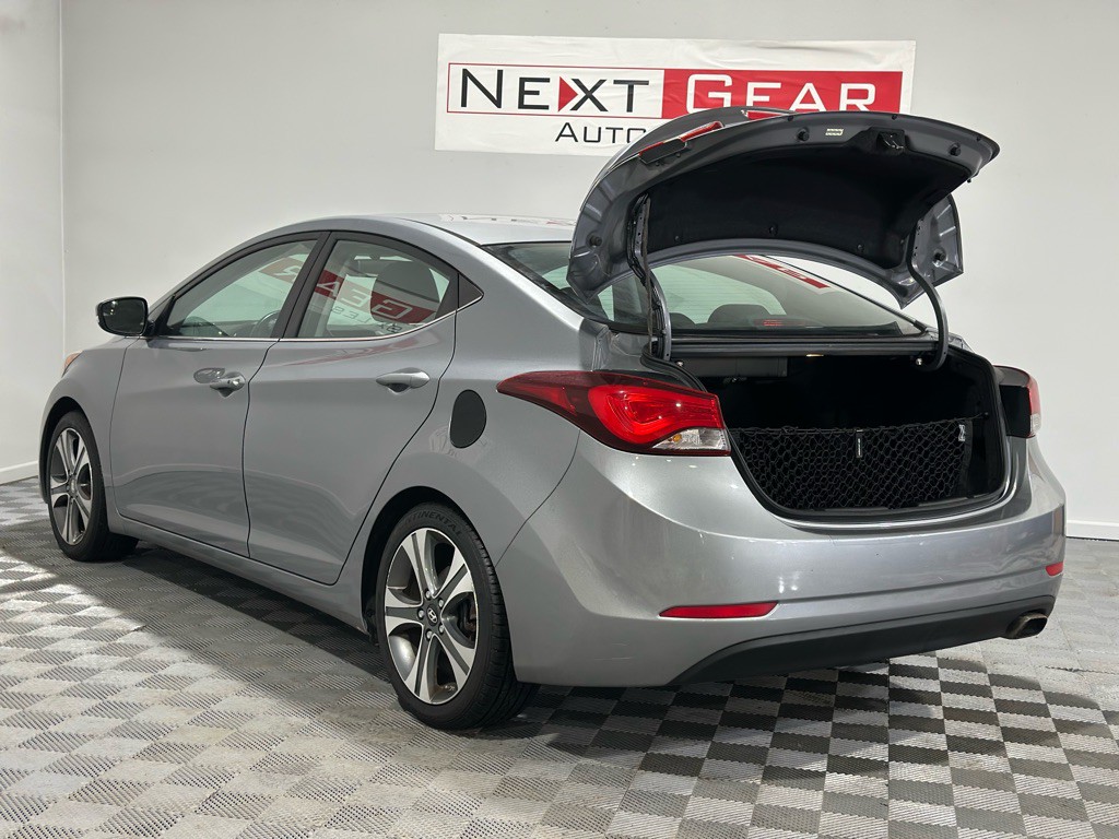 2015 Hyundai Elantra Image 35