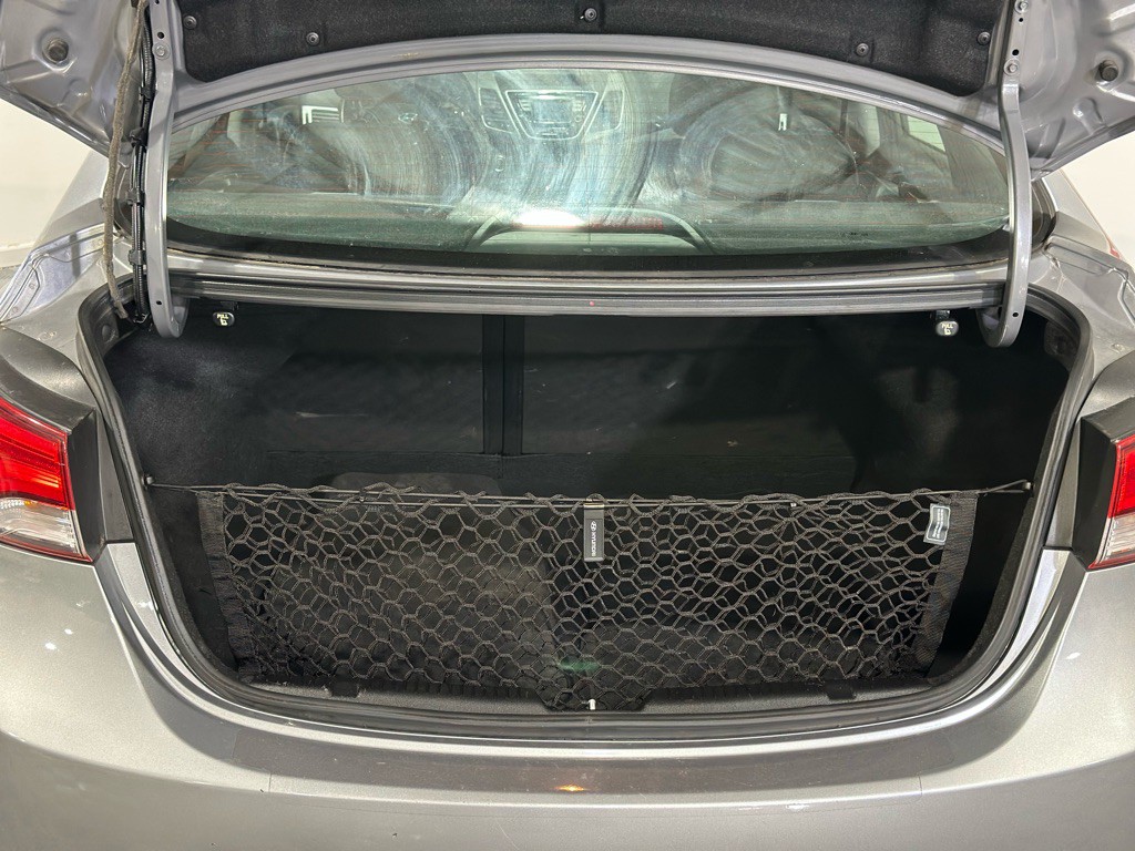 2015 Hyundai Elantra Image 36