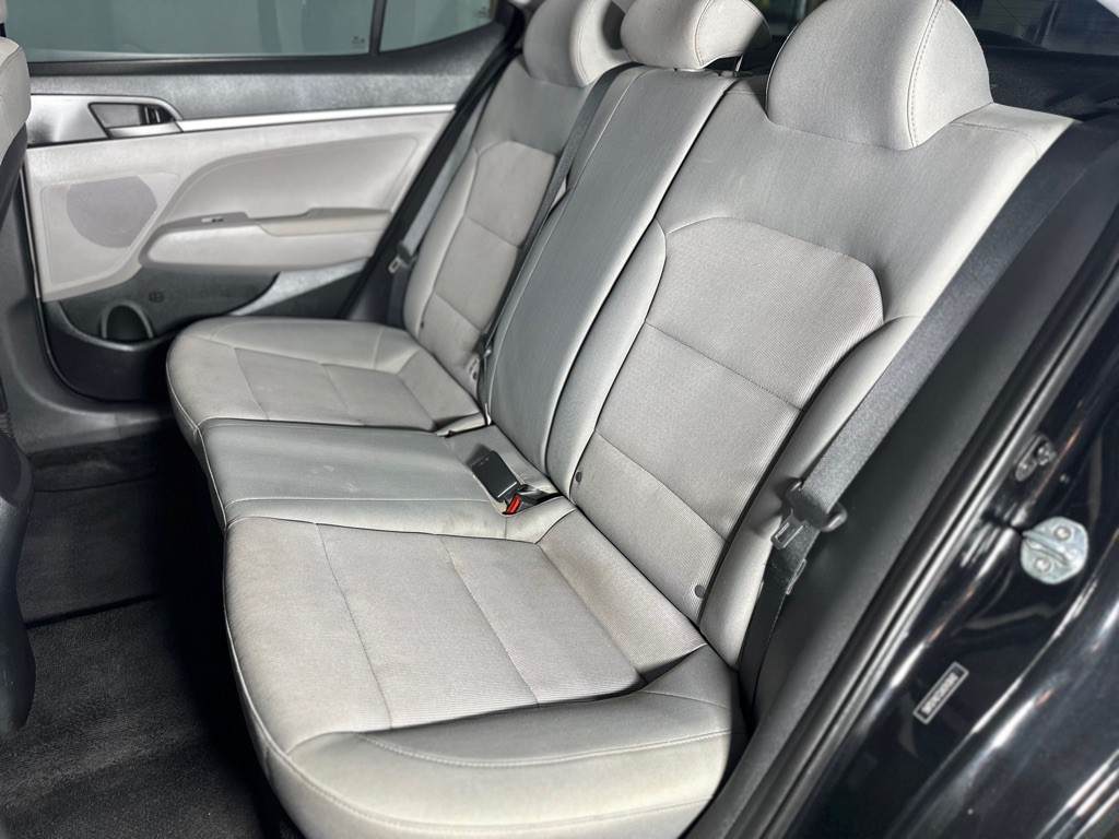 2018 Hyundai Elantra Image 22
