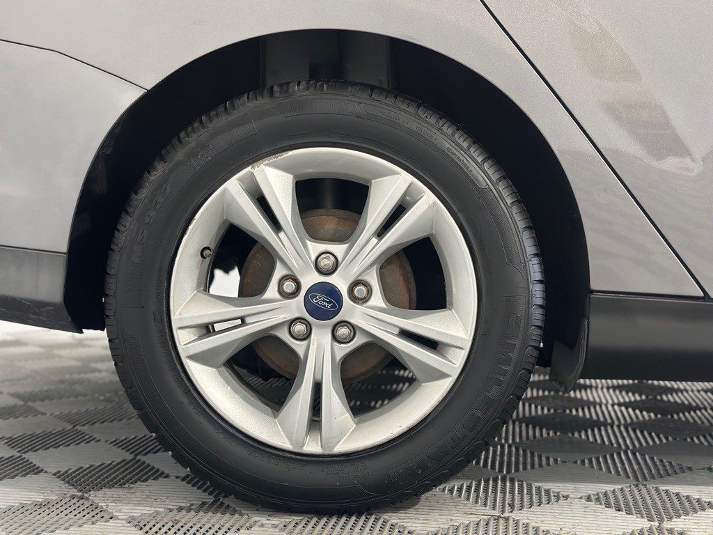 2014 Ford Focus Image 31