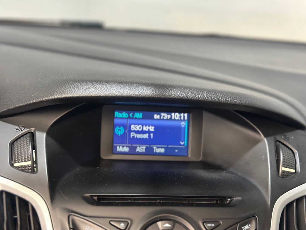 2014 Ford Focus Image 17