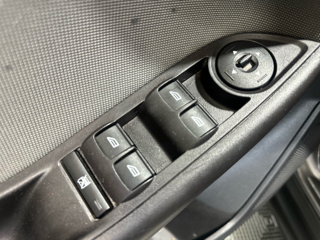 2014 Ford Focus Image 27