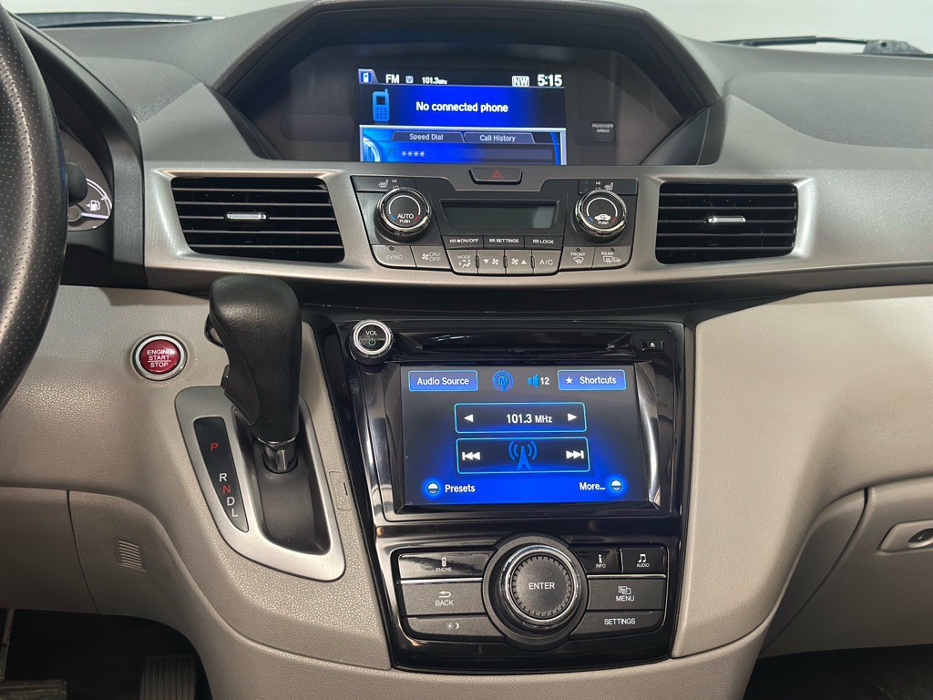 2016 Honda Odyssey Image 15