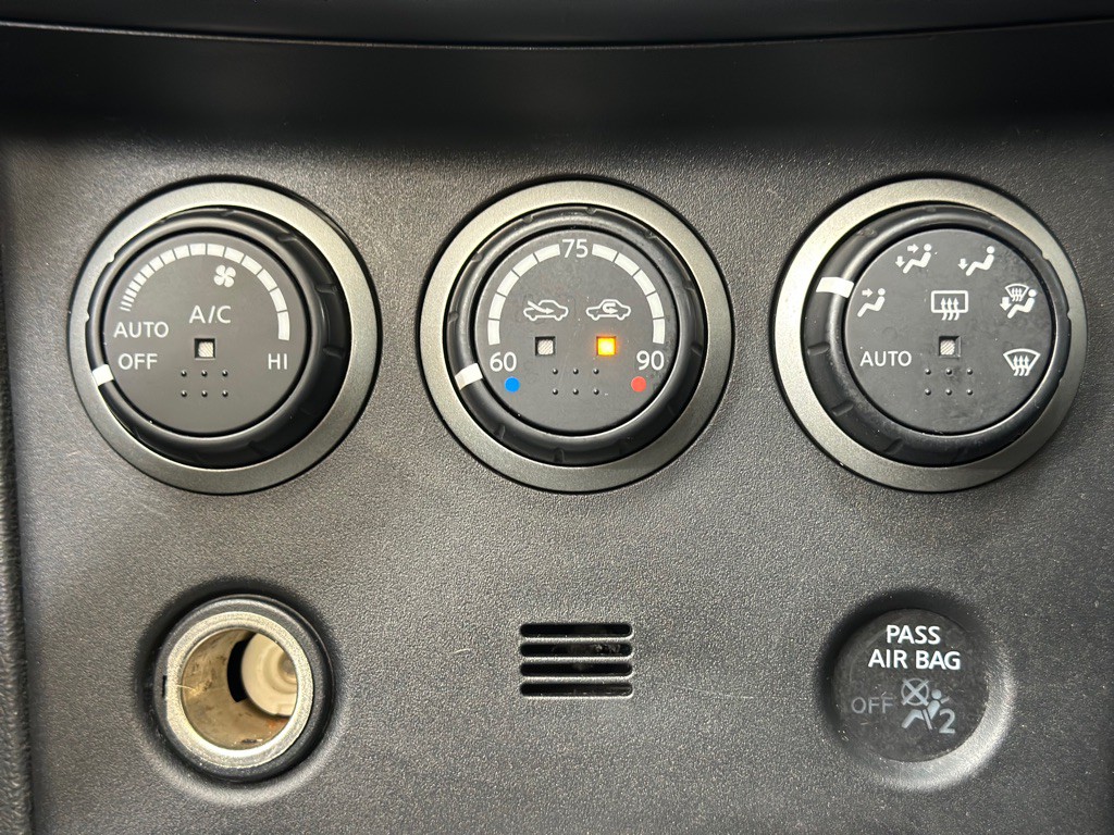 2012 Nissan Rogue Image 19