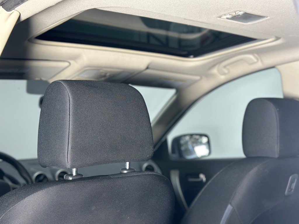 2012 Nissan Rogue Image 21