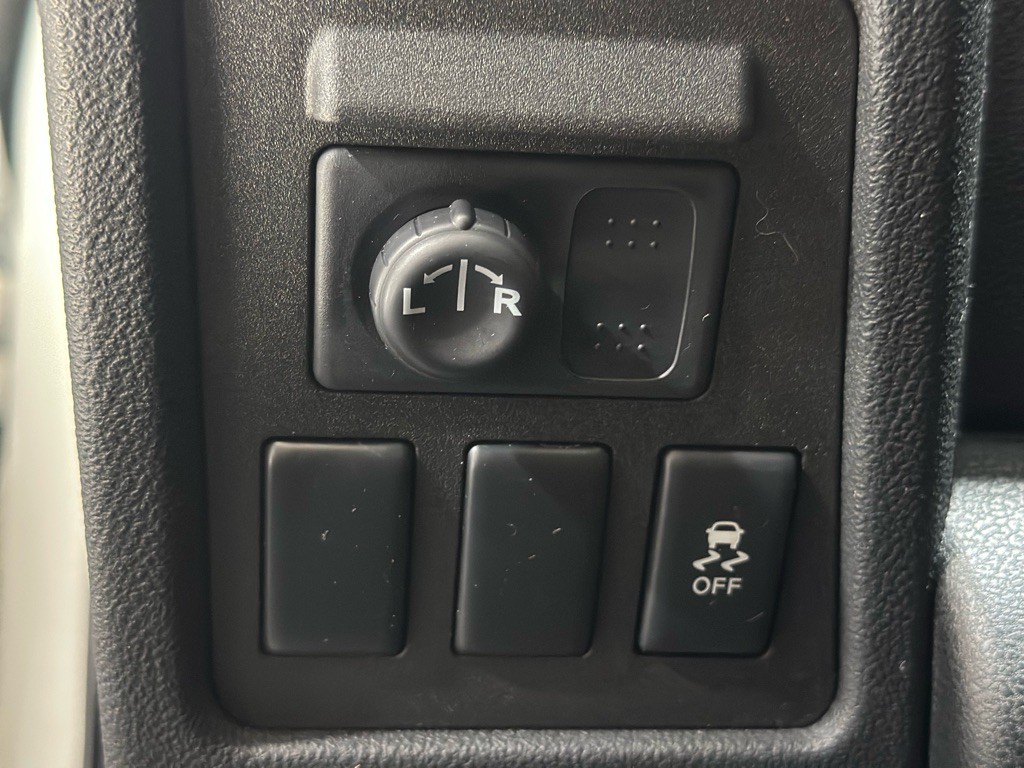 2012 Nissan Rogue Image 30