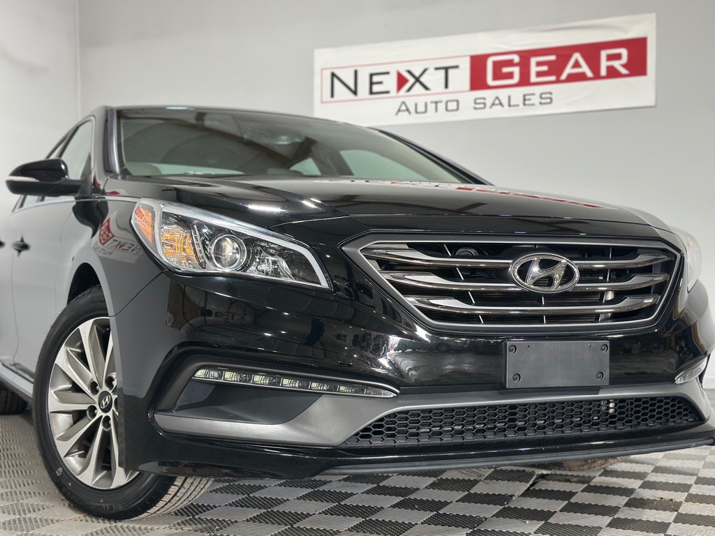 2015 Hyundai Sonata Image 3