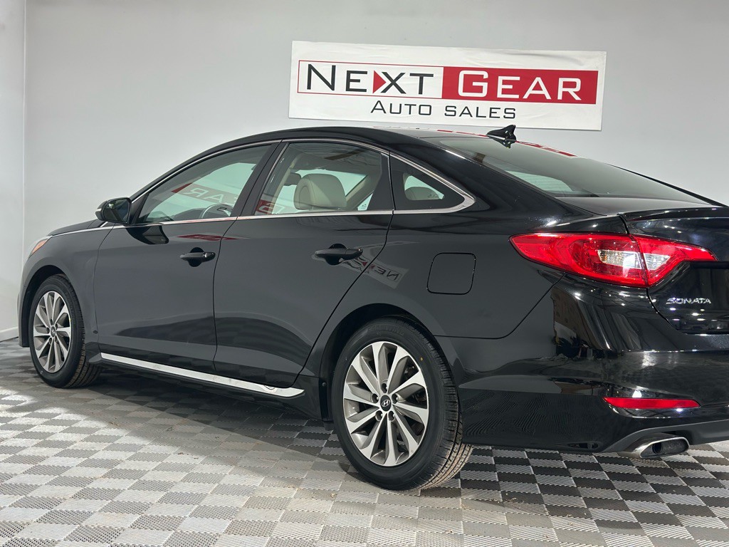 2015 Hyundai Sonata Image 6