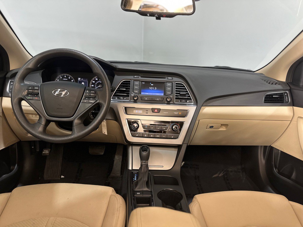 2015 Hyundai Sonata Image 12