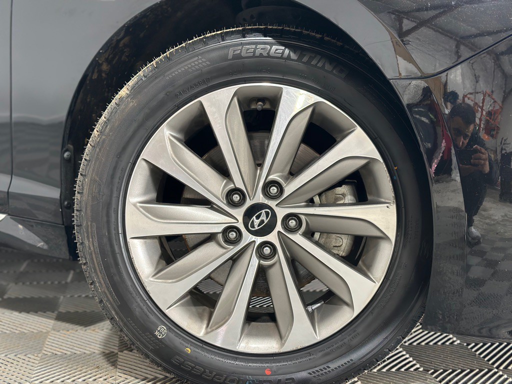 2015 Hyundai Sonata Image 34