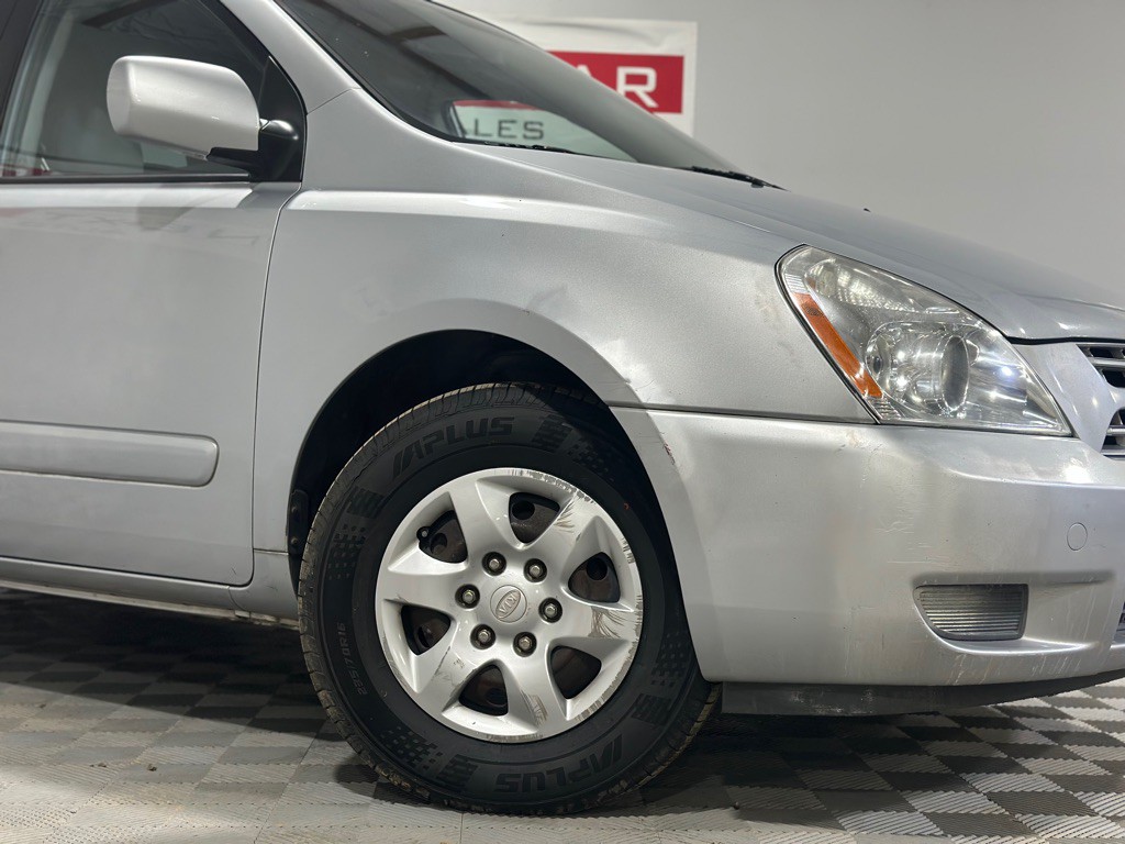 2009 Kia Sedona Image 6