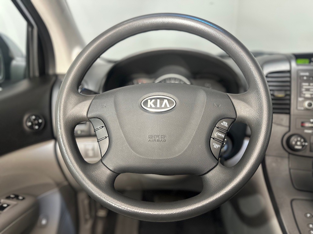 2009 Kia Sedona Image 14