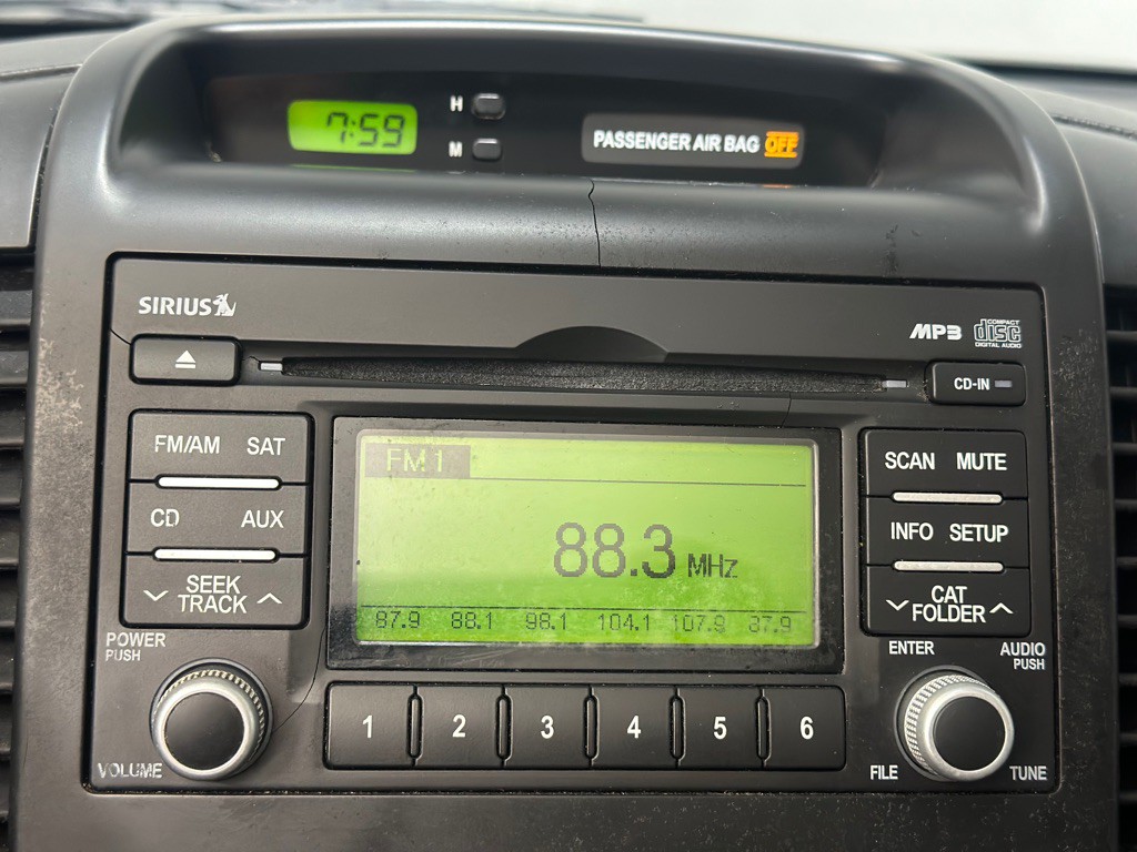 2009 Kia Sedona Image 17