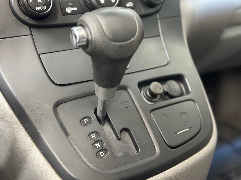 2009 Kia Sedona Image 18