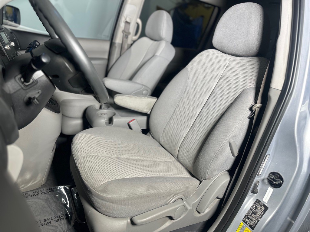 2009 Kia Sedona Image 20