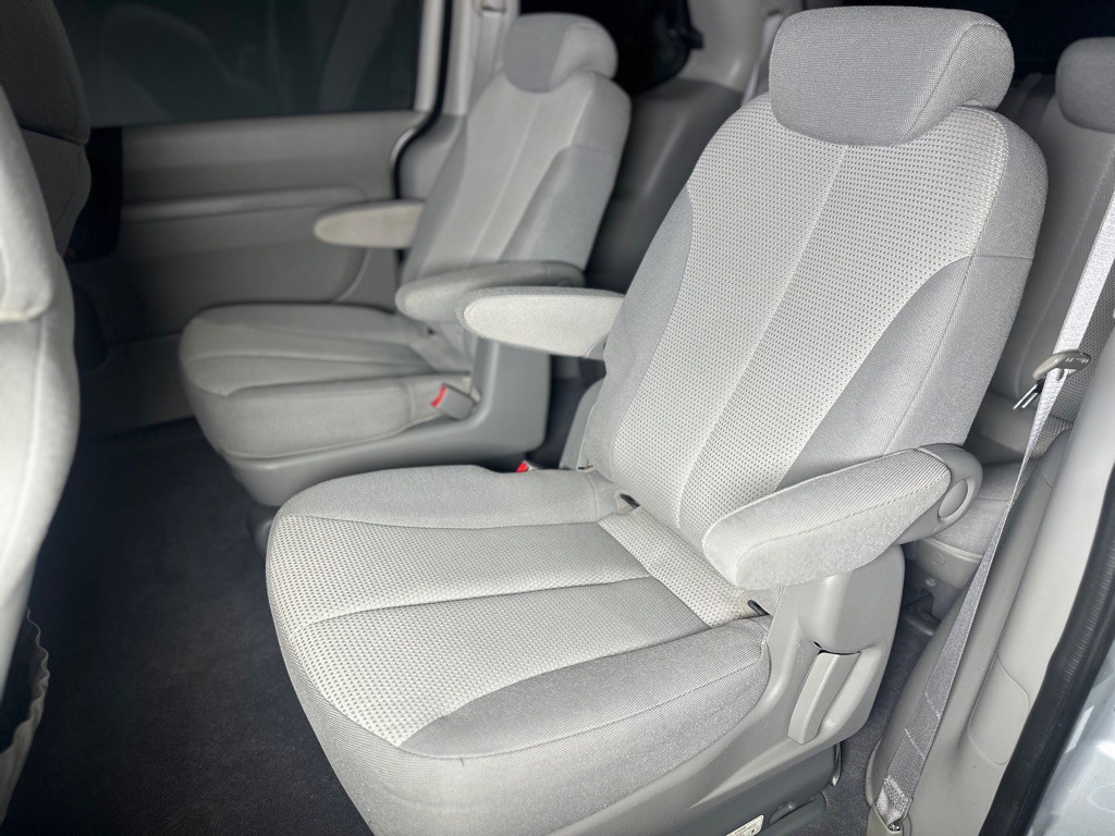 2009 Kia Sedona Image 21