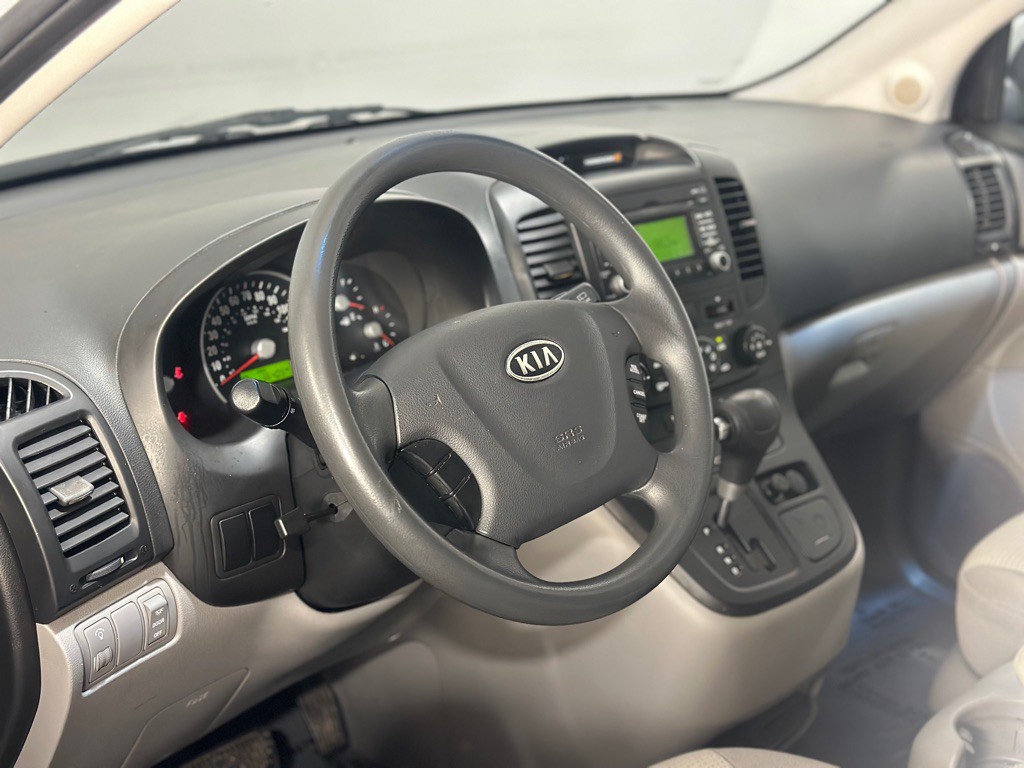 2009 Kia Sedona Image 23