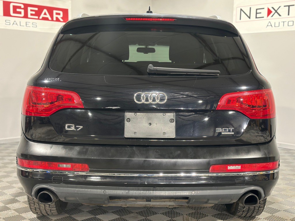 2015 Audi Q7 Image 8