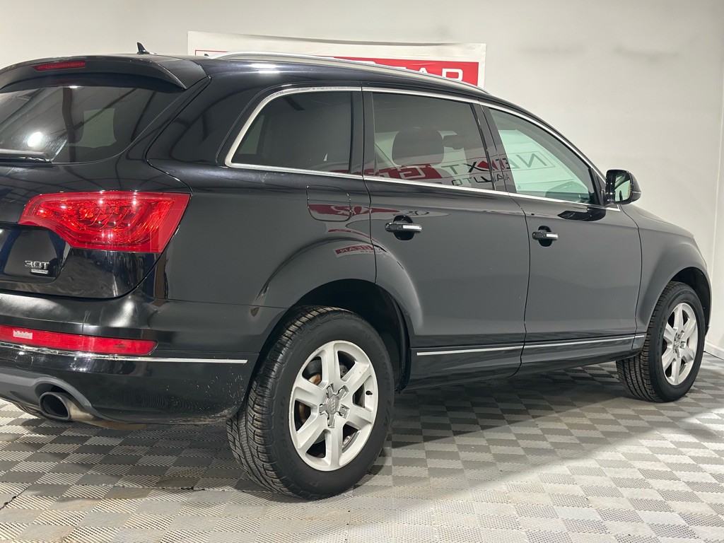 2015 Audi Q7 Image 9
