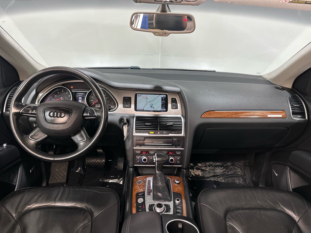 2015 Audi Q7 Image 12