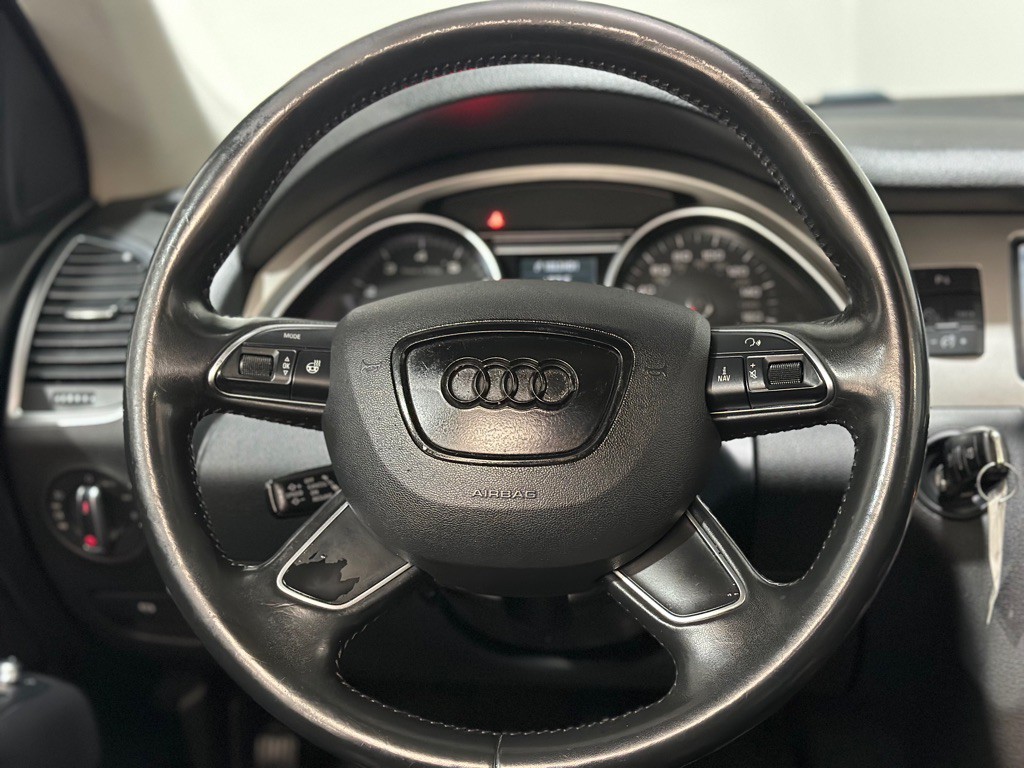 2015 Audi Q7 Image 14