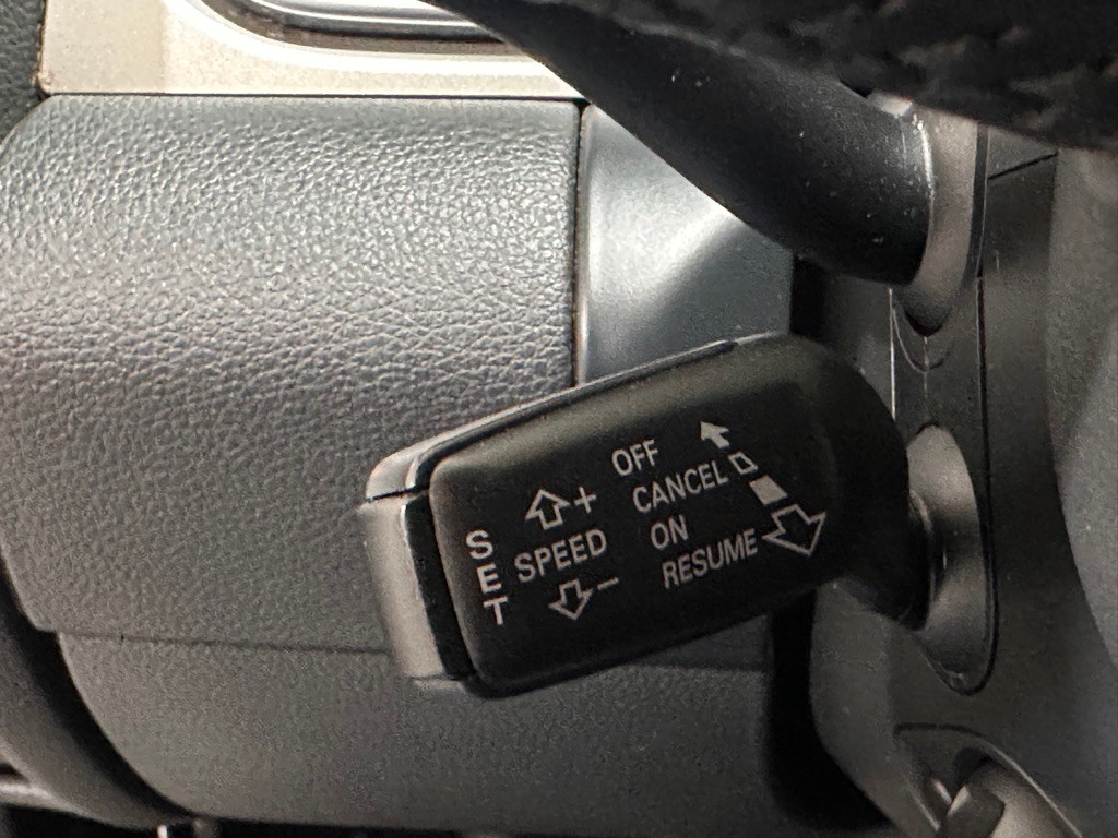 2015 Audi Q7 Image 32