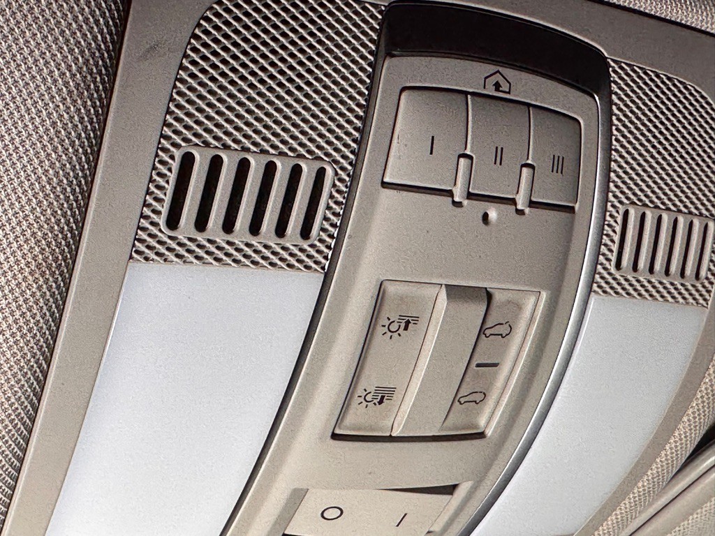 2015 Audi Q7 Image 43