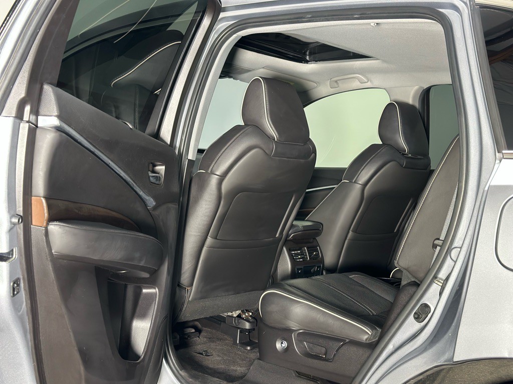 2017 Acura MDX Image 12