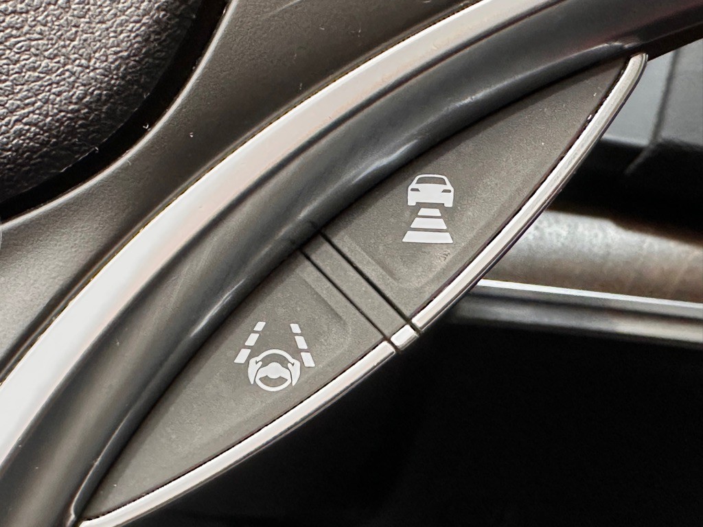 2017 Acura MDX Image 28