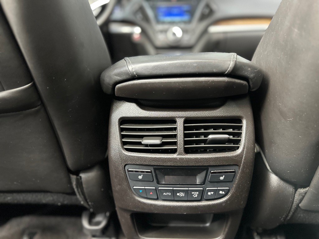 2017 Acura MDX Image 33