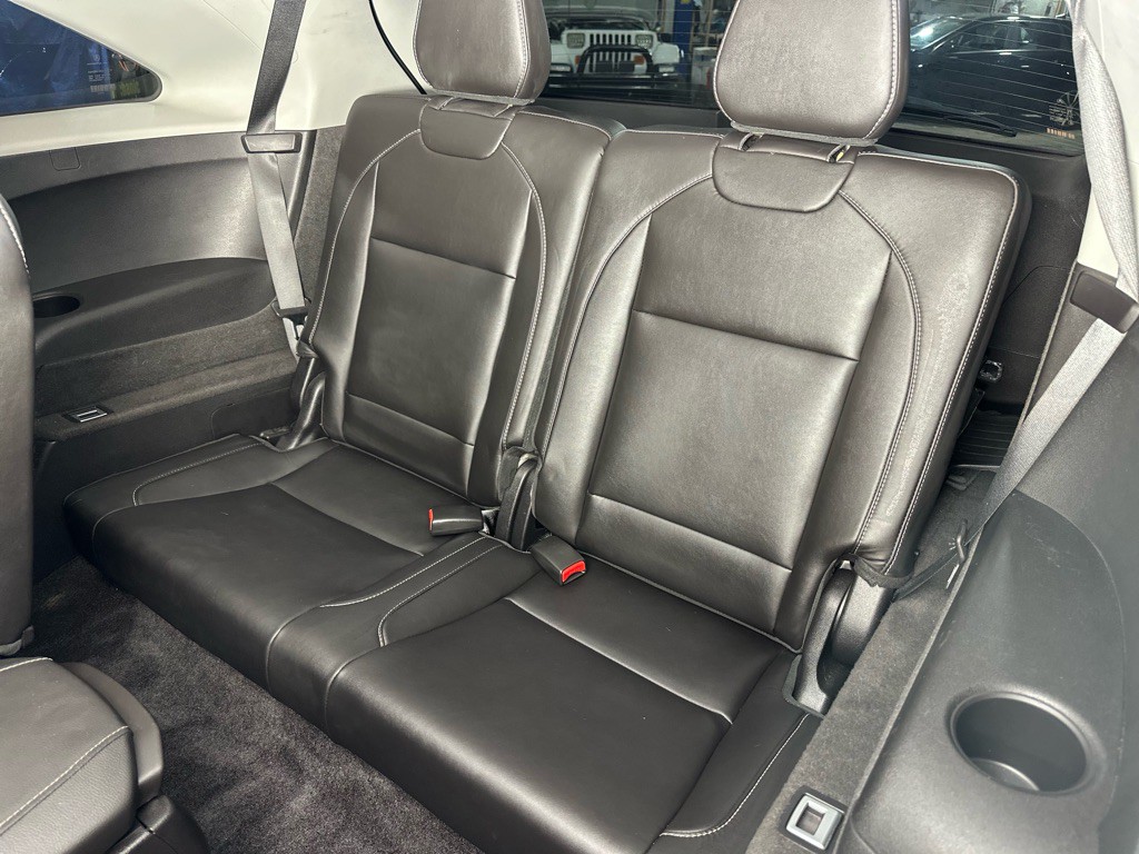 2017 Acura MDX Image 35
