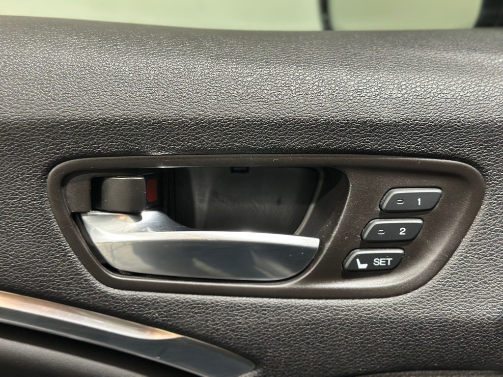 2017 Acura MDX Image 40
