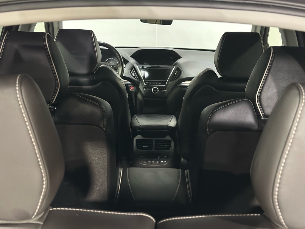 2017 Acura MDX Image 45