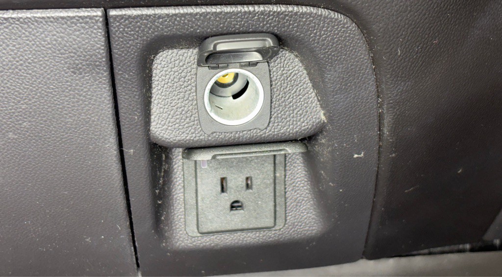 2016 Chevrolet Silverado 1500 Image 40