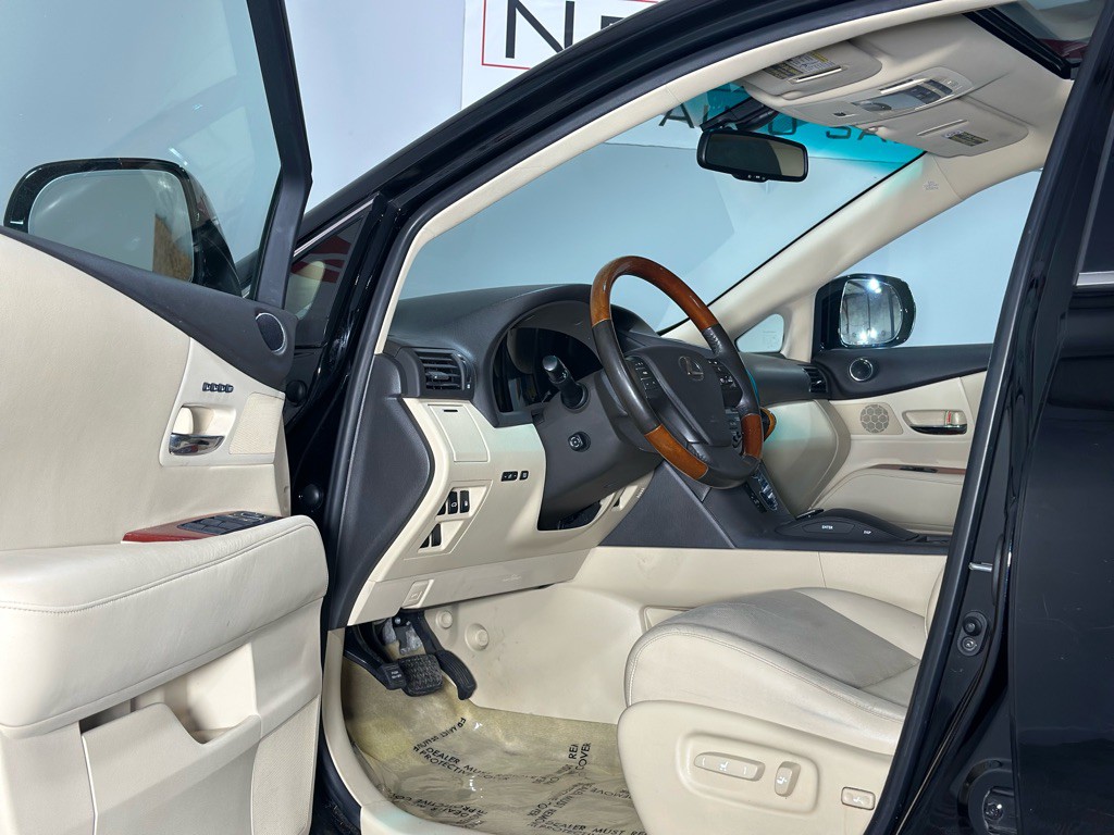 2012 Lexus RX Image 13