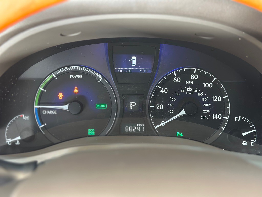 2012 Lexus RX Image 16