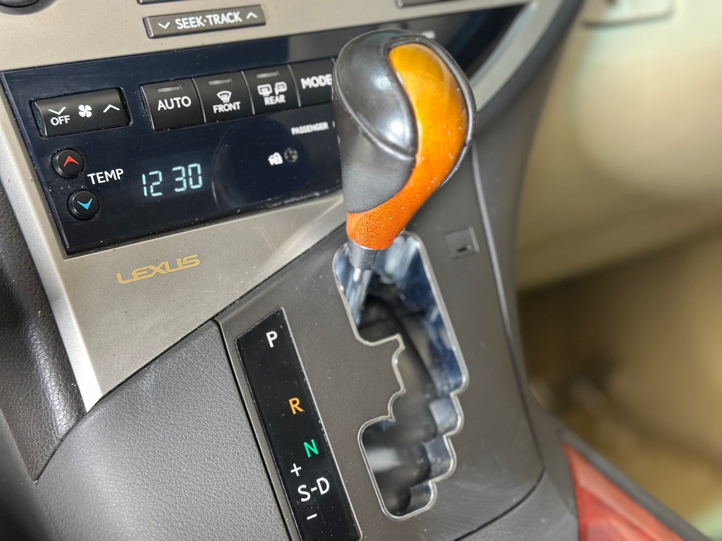 2012 Lexus RX Image 22