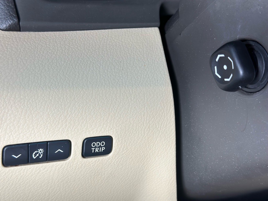 2012 Lexus RX Image 36