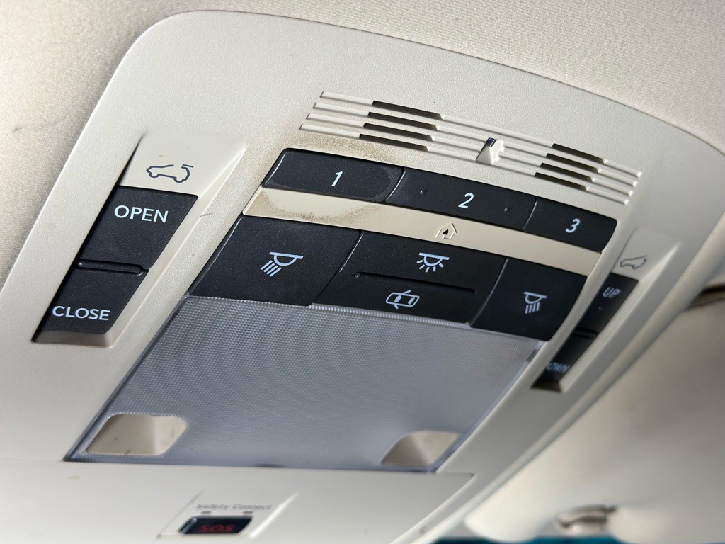 2012 Lexus RX Image 42