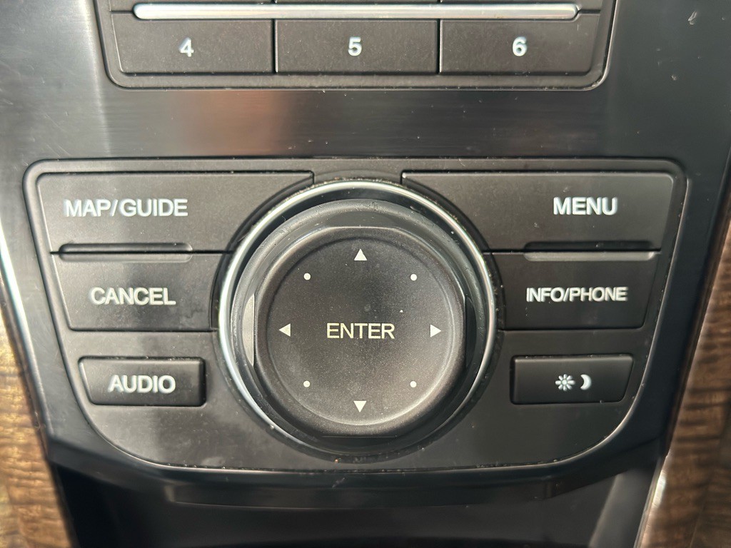 2011 Acura MDX Image 20