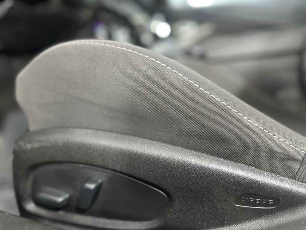 2019 Chevrolet Camaro Image 23