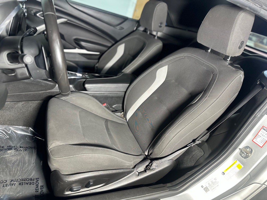 2019 Chevrolet Camaro Image 24