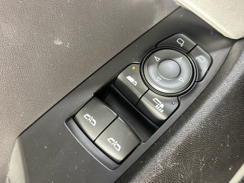 2019 Chevrolet Camaro Image 29