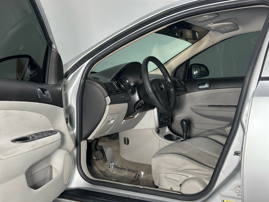 2008 Chevrolet Cobalt Image 9