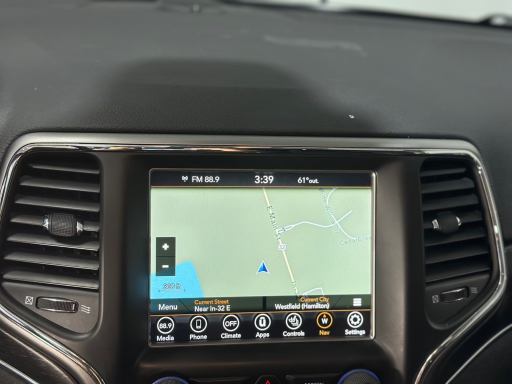 2018 Jeep Grand Cherokee Image 16