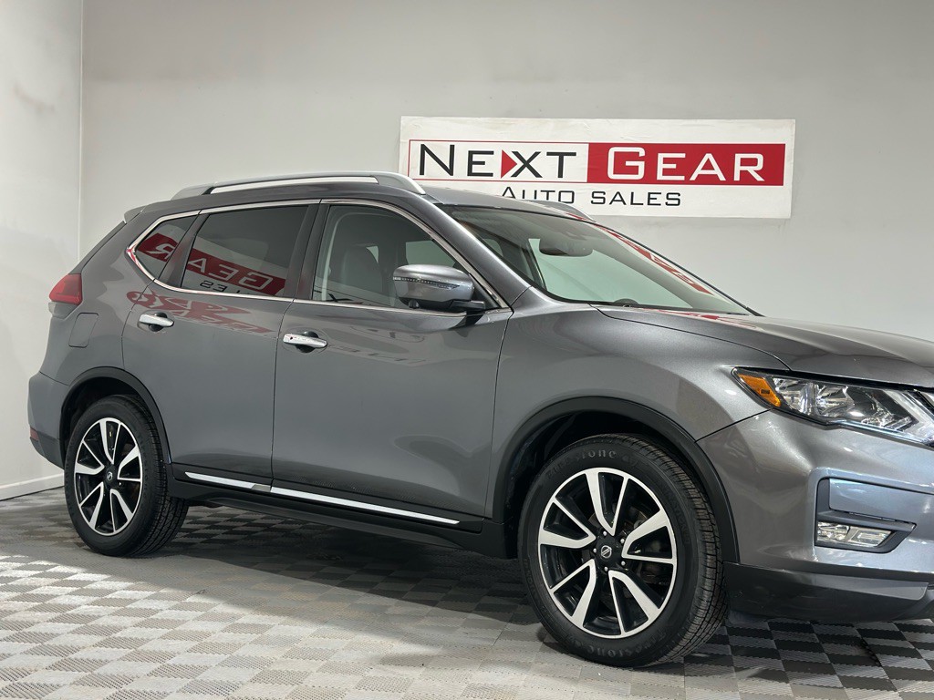 2019 Nissan Rogue Image 2