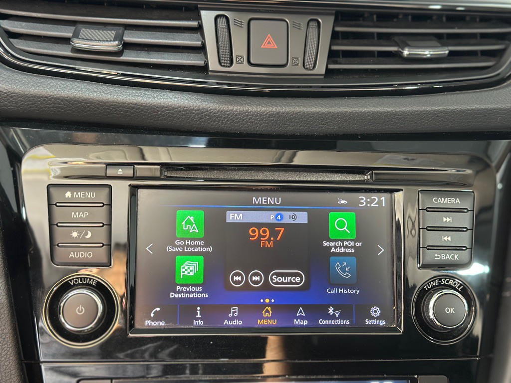 2019 Nissan Rogue Image 18