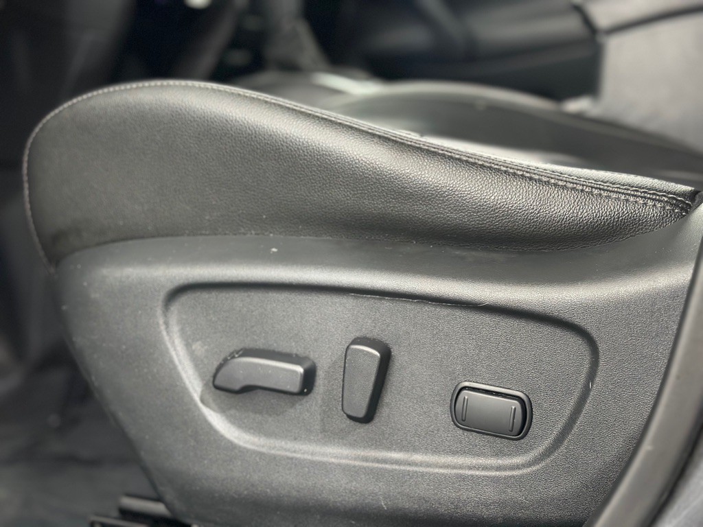 2019 Nissan Rogue Image 31